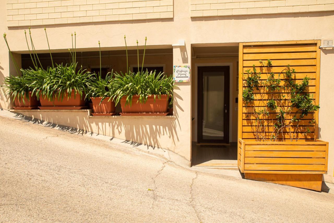 Resilienza Tropical Apartments & Room Porto SantʼElpidio Εξωτερικό φωτογραφία